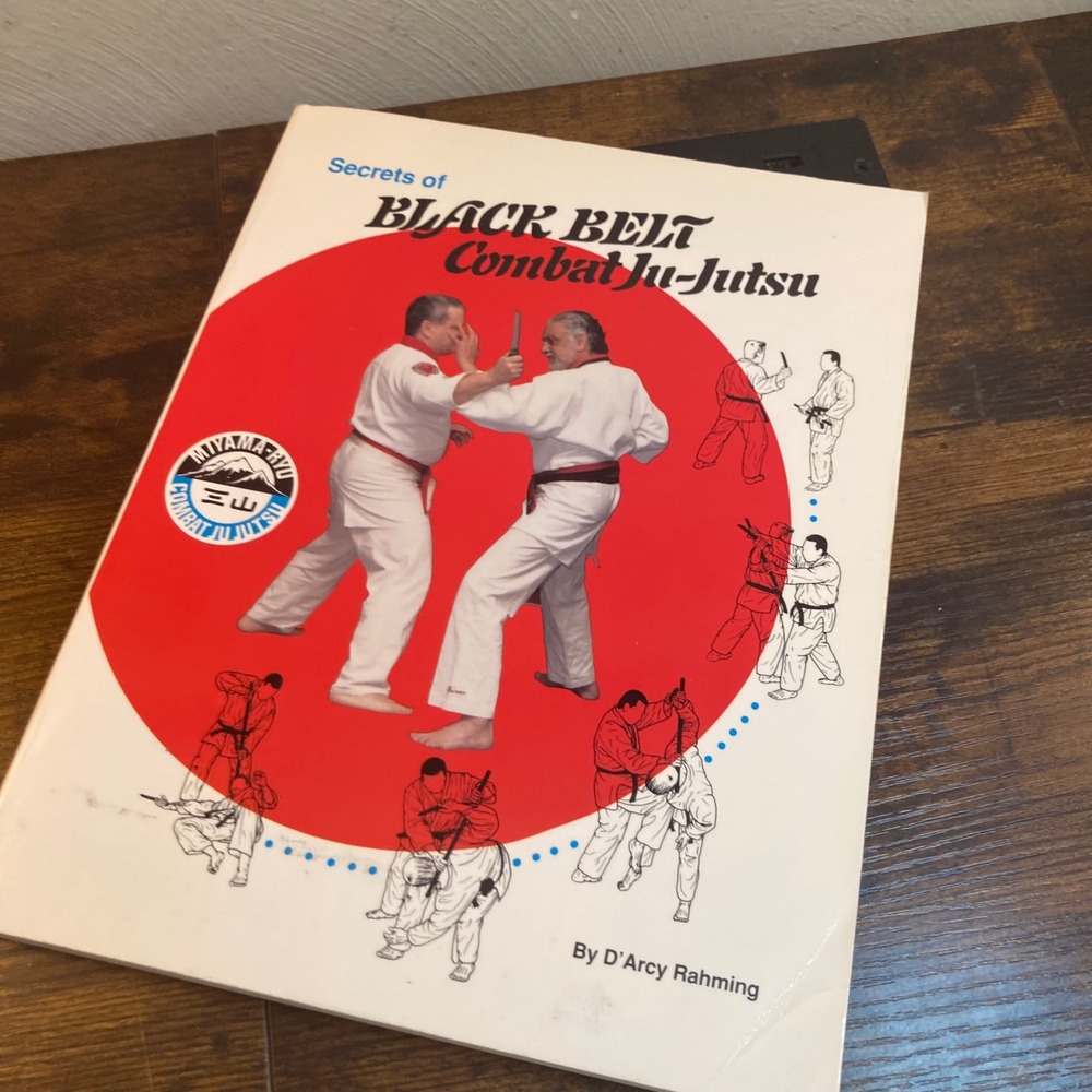 Secrets of Black Belt Combat Ju-Jutsu D'Arcy Rahming 1996 Martial Arts Book